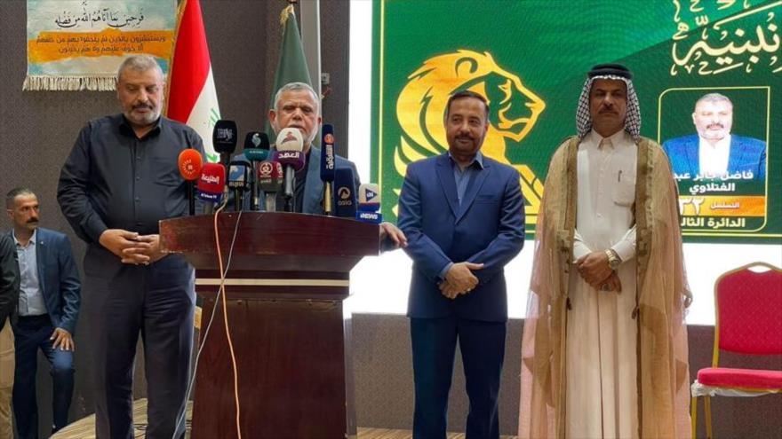 El líder de la coalición iraquí Al-Fath, Hadi al-Amiri, habla en una conferencia electoral en la provincia de Diyala, 1 de octubre de 2021.