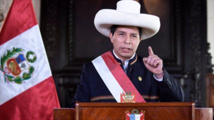 Oposición en Perú ratifica intención de destituir a Pedro Castillo