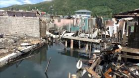 Habitantes de Guanaja quedan en abandono, una semana tras incendio