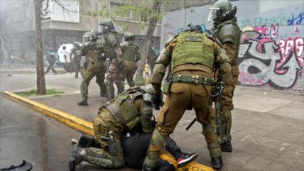 Piñera moviliza militares al sur chileno para reprimir a los mapuche