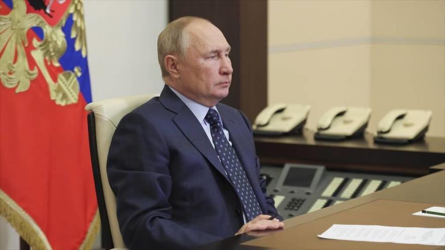 El presidente de Rusia, Vladimir Putin, durante la cumbre virtual de la Comunidad de los Estados Independientes (CEI) en Moscú, 15 de octubre de 2021.