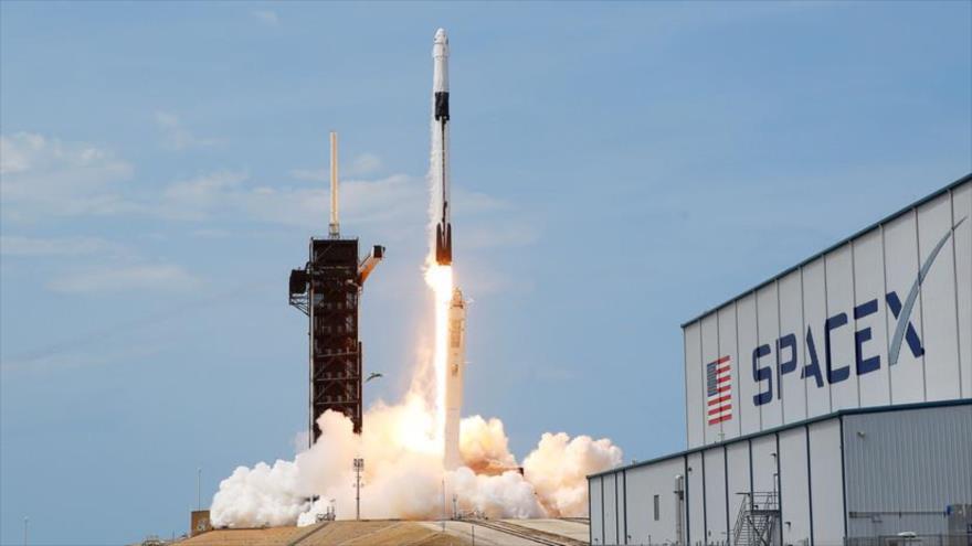 El momento de lanzamiento del cohete estadounidense Falcon 9 de SpaceX. (Foto: Reuters)