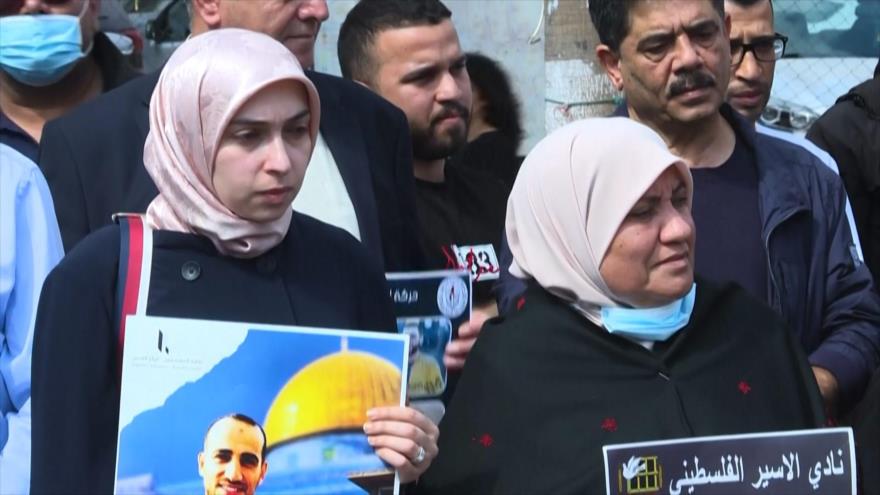 Solidaridad con presos palestinos en Ramalá; exigen su liberación