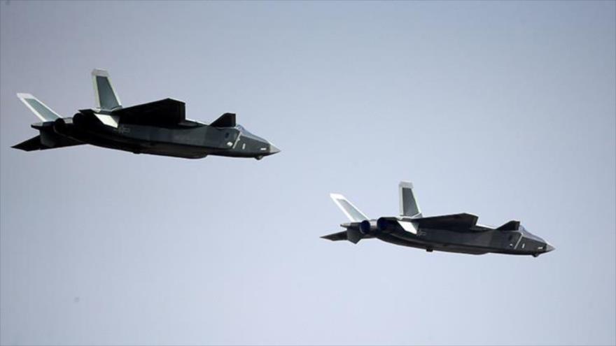 Cazas furtivos de quinta generación J-20 de la Fuerza Aérea de China. (Foto: Reuters)