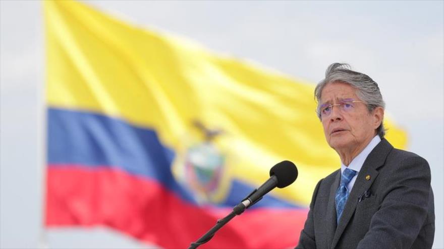 Presidente de Ecuador, Guillermo Lasso, en la ceremonia por los 101 años de creación de la Fuerza Aérea Ecuatoriana (FAE), 27 de octubre de 2021.