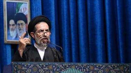 “Desestabilizar países islámicos, única meta de arrogancia global”