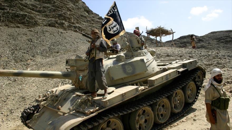 Fuerzas afiliadas al grupo terrorista Al-Qaeda en la ciudad de Jaar, Yemen. (Foto: Reuters)