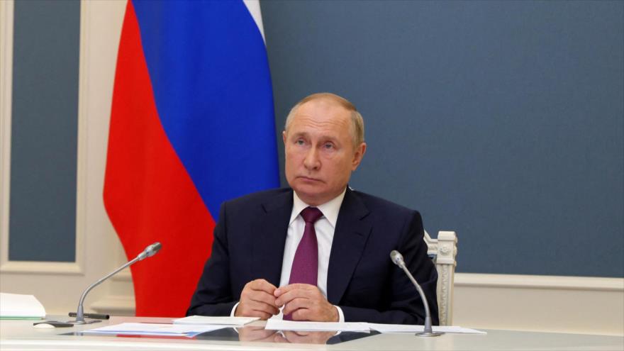 El presidente de Rusia, Vladimir Putin, mantiene una videoconferencia con los líderes del G20, Moscú, 30 de octubre de 2021. (Foto: AFP)