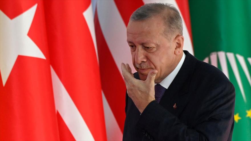 El presidente turco, Recep Tayyip Erdogan, en la cumbre del G20 en Roma, 30 de octubre de 2021. (Foto: AFP)