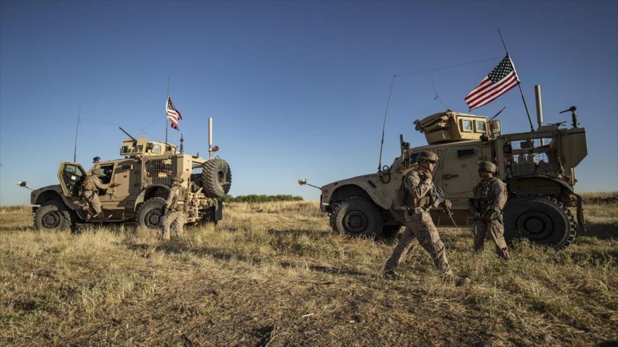 EEUU envía 40 vehículos cargados con armas a sus bases en Siria | HISPANTV