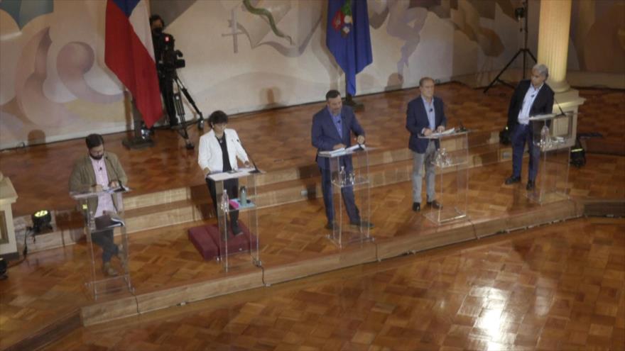 Candidatos presidenciales chilenos participan en un debate | HISPANTV