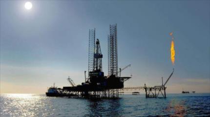 Irán niega haber cedido los derechos de gas del mar Caspio a Rusia