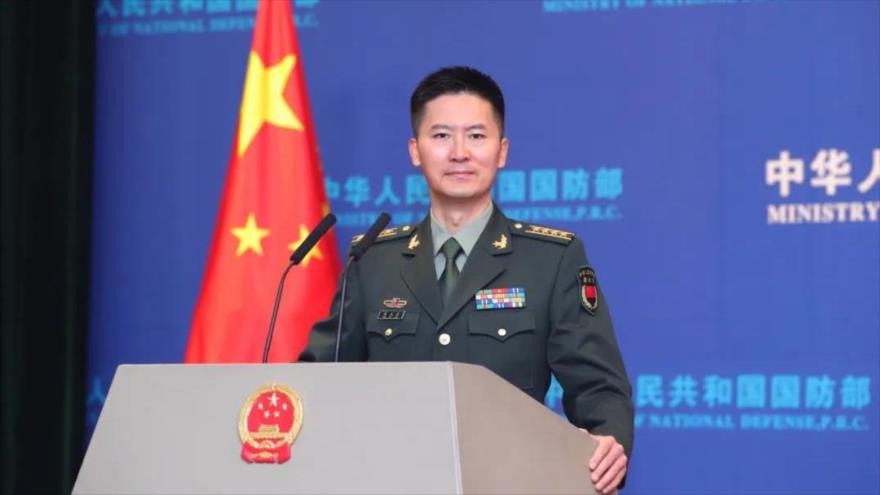 El portavoz del Ministerio de Defensa de China, Tan Kefei.