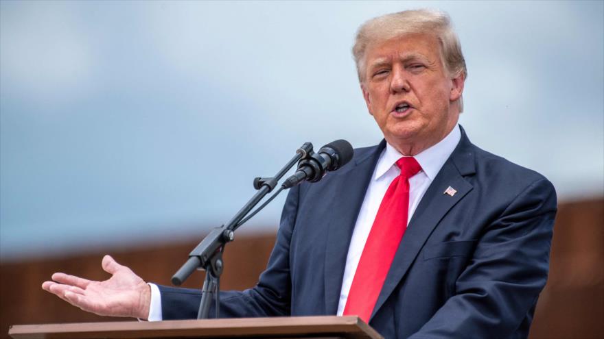 El expresidente de Estados Unidos Donald Trump durante una visita al muro fronterizo en Texas, EE.UU., 30 de junio de 2021. (Foto: AFP)