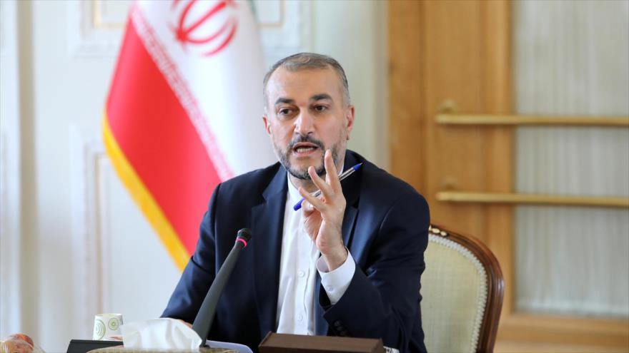 El ministro iraní de Asuntos Exteriores, Hosein Amir Abdolahian.