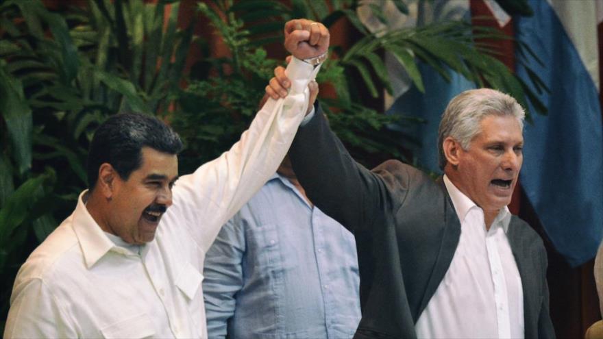Los presidentes de Venezuela y de Cuba, Nicolás Maduro (izq.) y Miguel Díaz-Canel en La Habana, 17 de julio de 2018. (Foto: AFP)