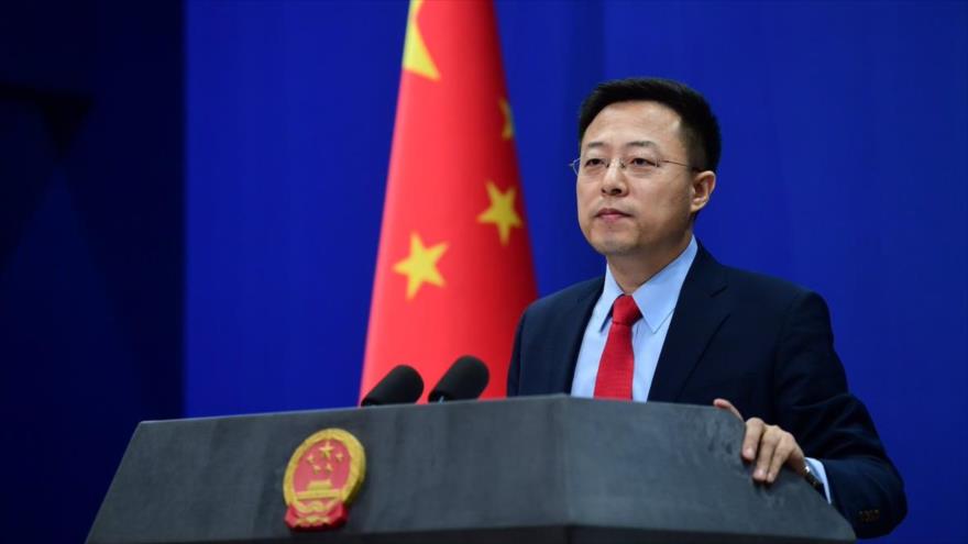 El portavoz de la Cancillería china, Zhao Lijian, durante una rueda de prensa en Pekín, capital.
