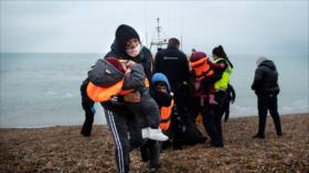 Trágico naufragio deja 27 migrantes muertos en canal de la Mancha