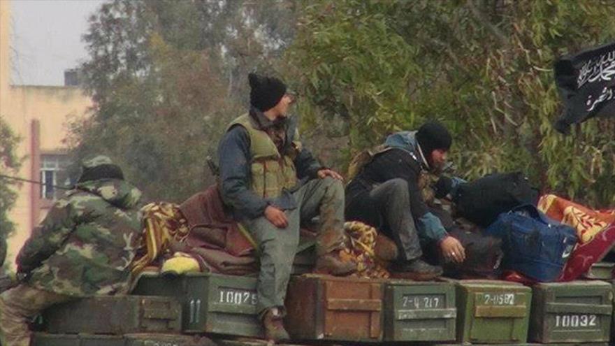Terroristas del Frente Al-Nusra en la provincia siria de Idlib. (Foto: AP)