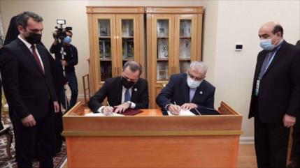 Irán, Turkmenistán y Azerbaiyán firman acuerdo de intercambio de gas