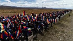 Avanza en su sexto día, la marcha en apoyo al Gobierno de Arce