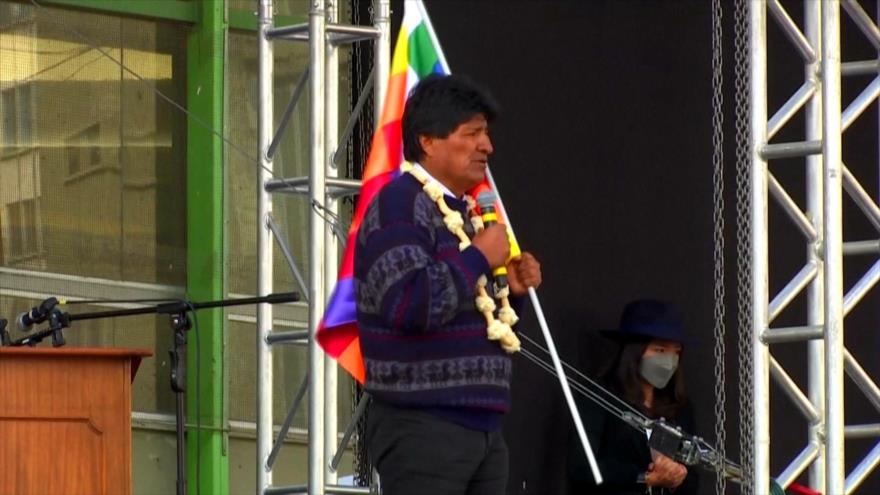 Bolivianos culminaron su marcha con mensaje de apoyo al Gobierno