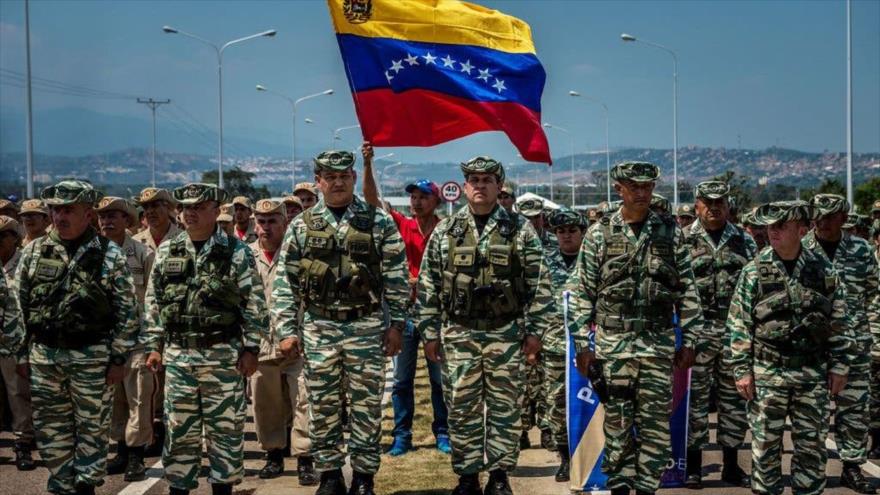 Las fuerzas militares de Venezuela, en la frontera entre Venezuela y Colombia, el 12 de febrero de 2019.