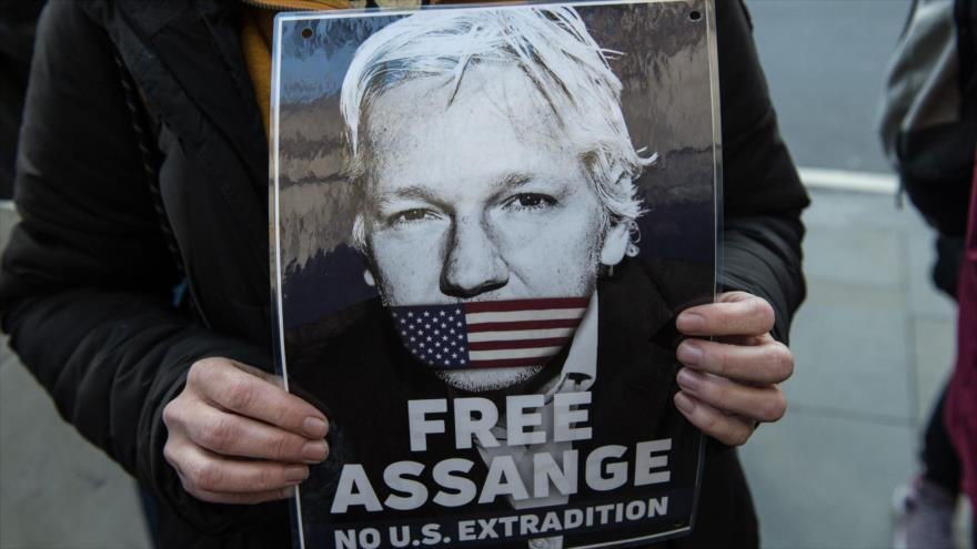 Justicia británica da luz verde a la extradición de Assange a EEUU
