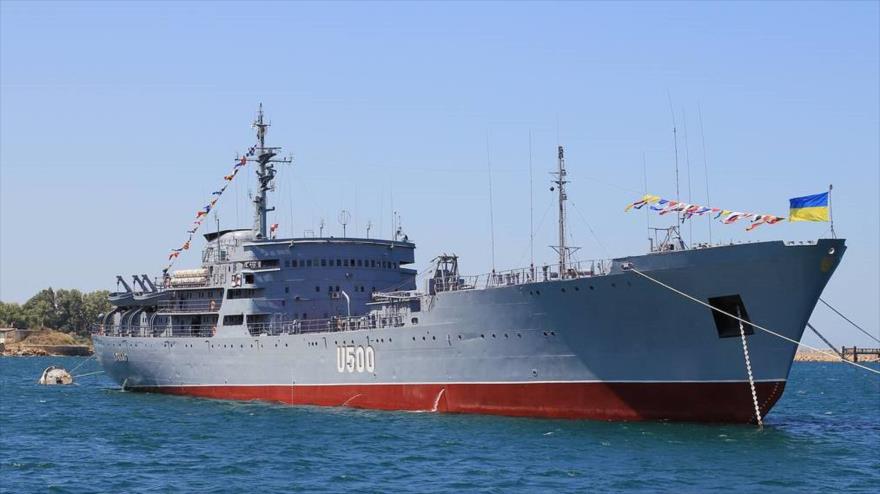 El buque de guerra ucraniano Donbass.