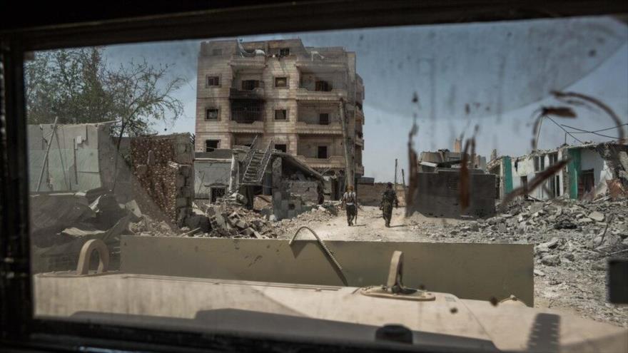 Las milicias kurdo-sirias Fuerzas Democráticas Sirias (FDS), apoyadas por EE.UU., andan en la provincia de Al-Raqa.