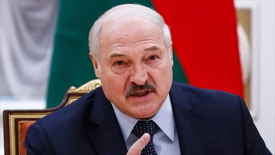 El presidente de Bielorrusia, Alexander Lukashenko, durante una reunión en Minsk, la capital, 28 de mayo de 2021. (Foto: AFP)
