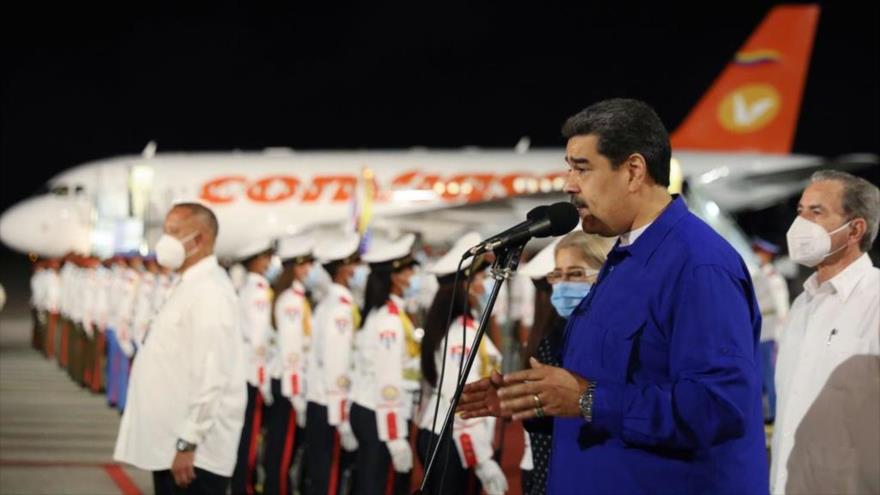 Maduro llega a Cuba y llama a la unidad de América Latina