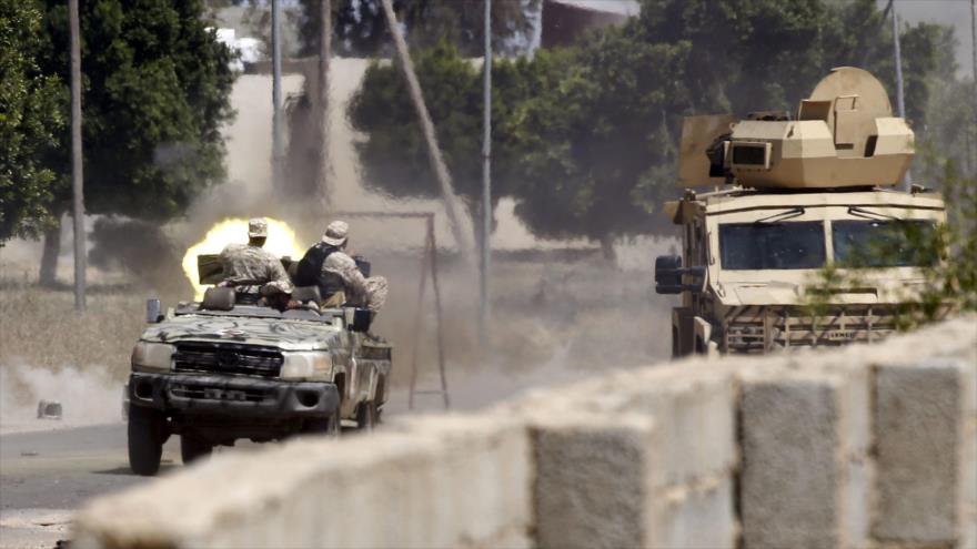 ¿Golpe de Estado en Libia?: Militares toman control parcial de Trípoli