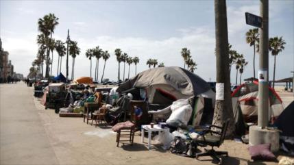 Mueren casi 1500 sin techos en calles de Los Ángeles durante la pandemia
