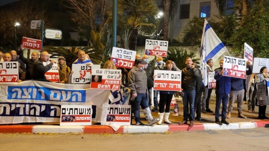 Policía israelí reprime masivas protestas contra Bennett | HISPANTV