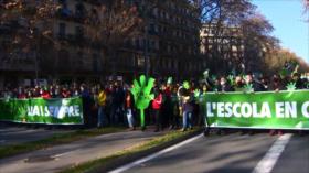 Se manifiestan en Barcelona por el modelo lingüístico catalán