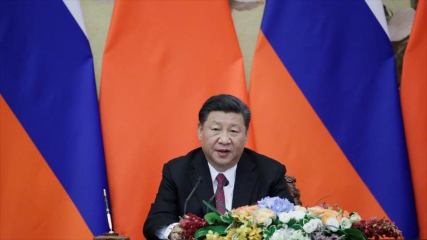 El presidente chino, Xi Jinping, ofrece un discurso en Pekín, capital, 8 de junio de 2018. (Foto: Reuters)