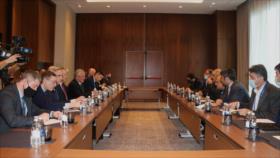 Irán, Rusia y Turquía rechazan solución militar para conflicto sirio