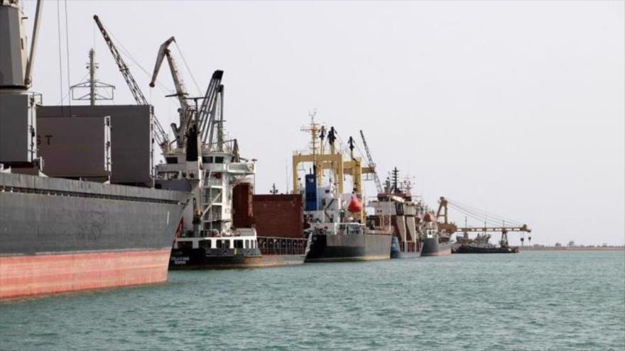 Barcos atracados en el puerto yemení de Al-Hudaydah, 14 de mayo de 2019. (Foto: Reuters)