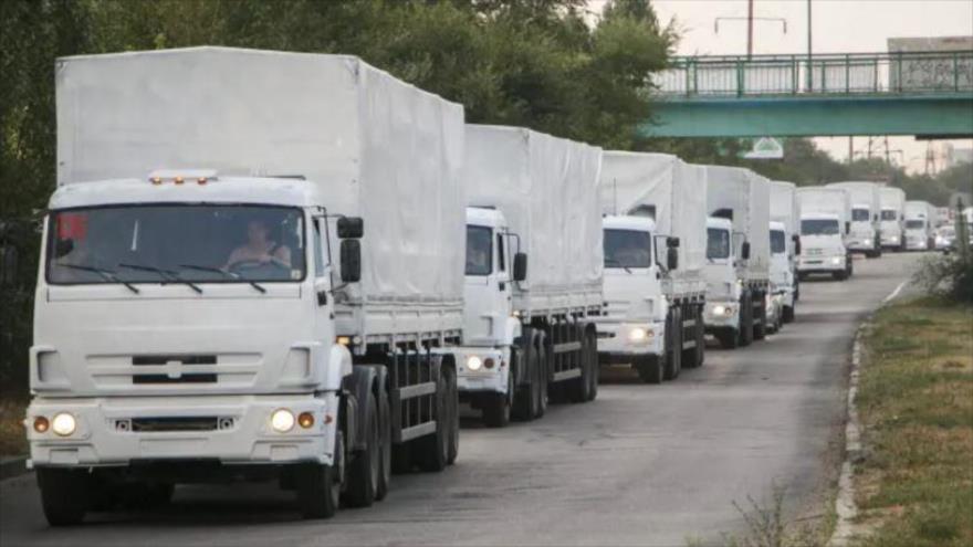 Un convoy ruso de ayuda humanitaria para Ucrania, 12 de agosto de 2014.

