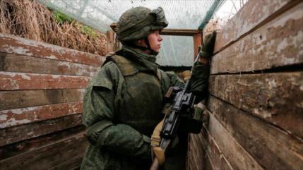 ¿Bajará tensión? Rusia repliega 10 000 tropas de frontera de Ucrania