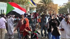 Sudaneses protestan contra el golpismo y demandan democracia