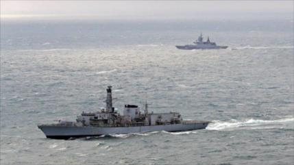 Armada británica envía fragata para rastrear submarinos rusos 