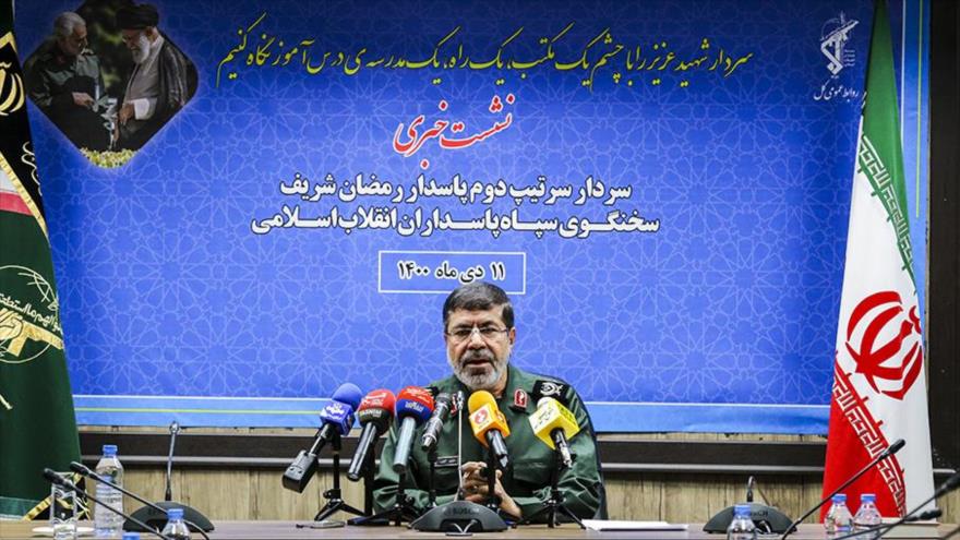 El general de brigada Ramezan Sharif, portavoz del Cuerpo de Guardianes de la Revolución Islámica de Irán, en una rueda de prensa, 1 de enero de 2022.