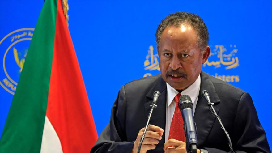 Premier sudanés anuncia su renuncia pese a acordar con golpistas