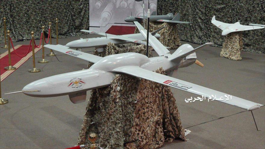 Dron yemení Samad-3 en una exposición militar en Saná, capital de Yemen.