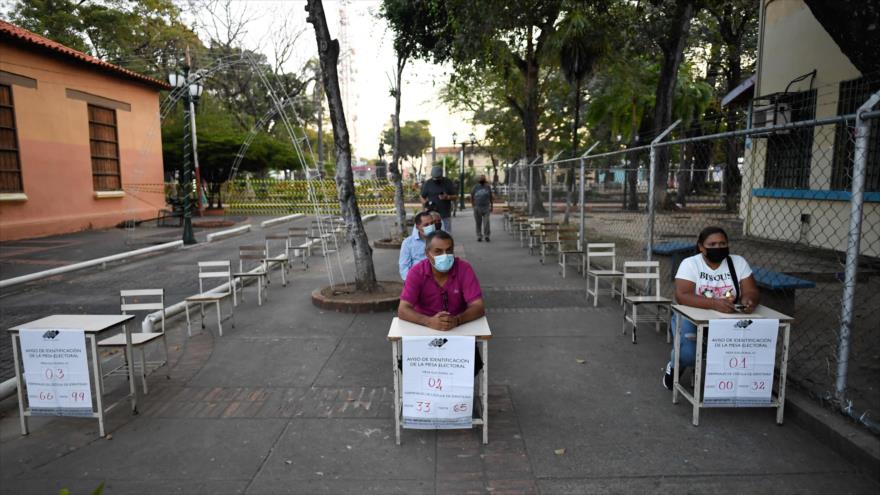 CNE de Venezuela: comienza cierre de mesas electorales en Barinas