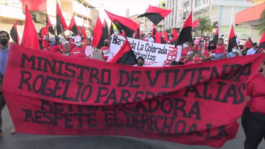 Protestan en Panamá en busca del derecho a tener vivienda digna