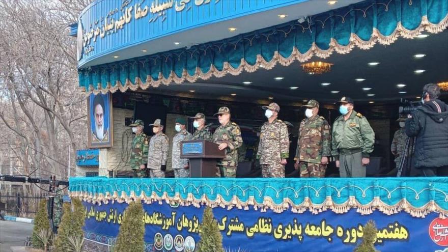 La ceremonia de clausura del 7.º curso de la academia militar de Hazrat Yavad al-Aima en Teherán, capital, 12 de enero de 2022. (Foto: IRNA)