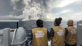 Grandes olas por erupción de volcán submarino en Pacífico Sur 